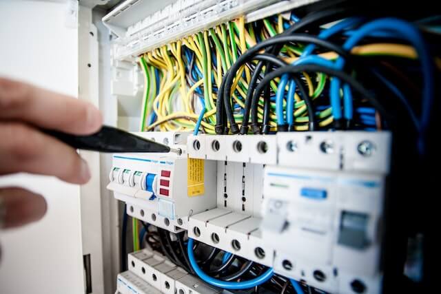 Power factor correction